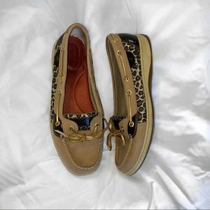 Leopard print Sperry’s